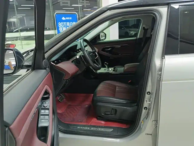 Land Rover Range Rover Evoque — Фото автомобиля 9