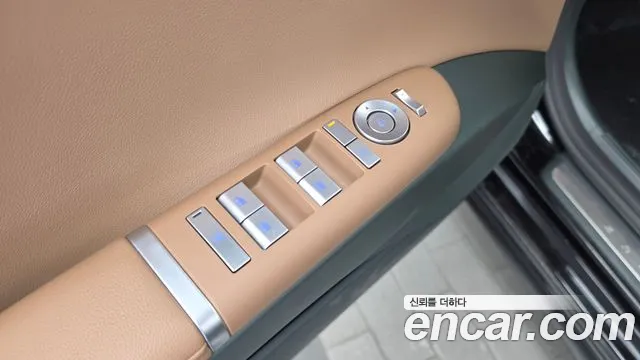 Hyundai Grandeur GN7 — Фото автомобиля 29