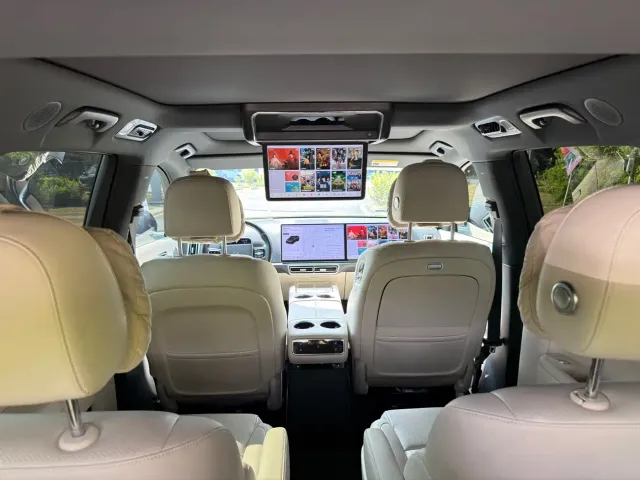 Li Auto L8 — Фото автомобиля 13