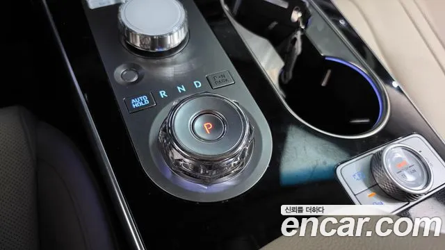 Genesis GV80 — Фото автомобиля 12