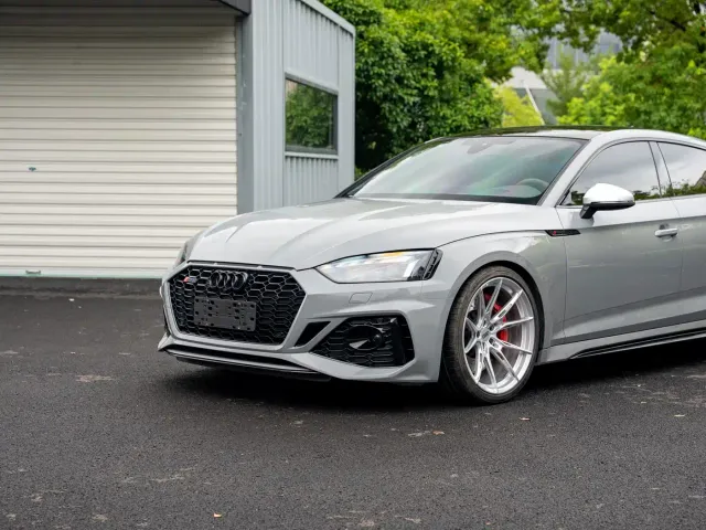 Audi RS 5 — Фото автомобиля 10