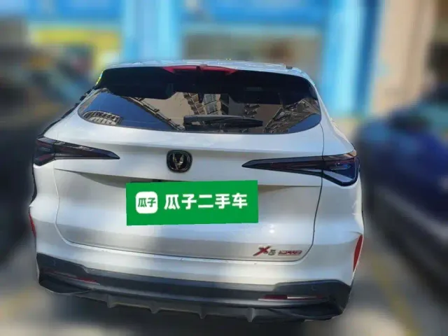 Changan X5 Plus — Фото автомобиля 3