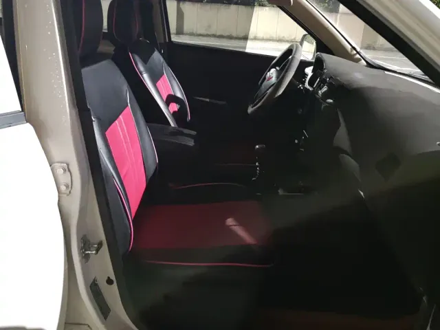 Wuling Hongguang — Фото автомобиля 11