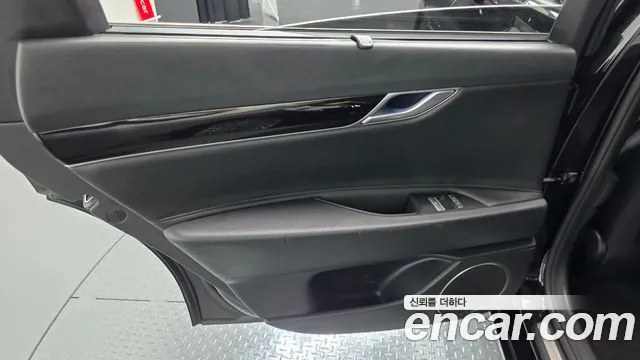 Genesis G80 Бензин 2.5 турбо AWD — Фото автомобиля 21