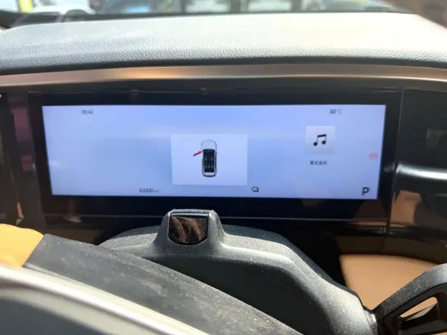 Geely Galaxy L7 — Фото автомобиля 8