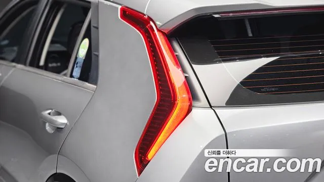 Kia Niro Niro (New) — Фото автомобиля 8