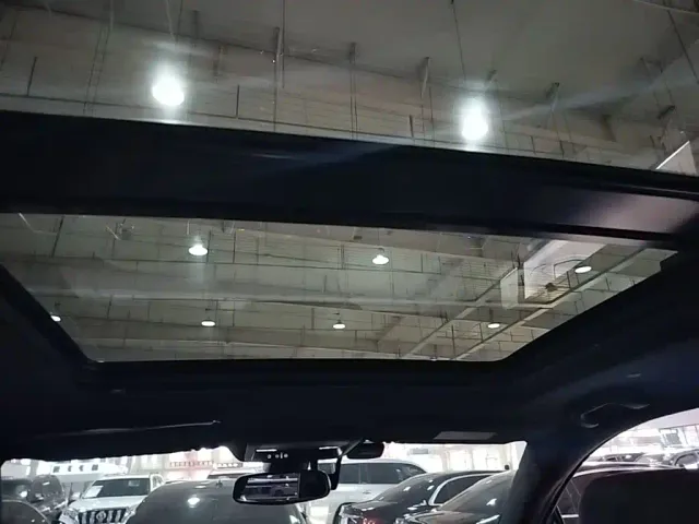 Cadillac XT5 — Фото автомобиля 17