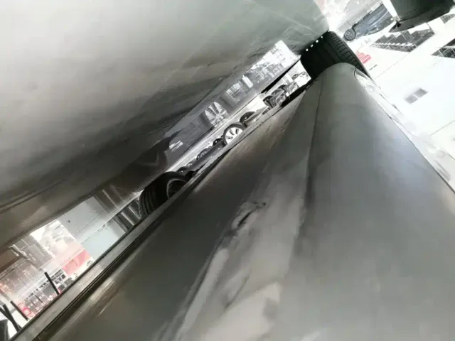 Tesla Model Y — Фото автомобиля 21