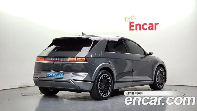 Hyundai Ioniq 5 — Фото автомобиля 2