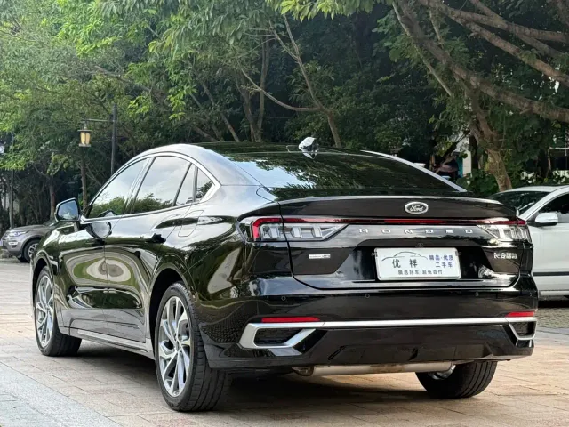 Ford Mondeo — Фото автомобиля 15