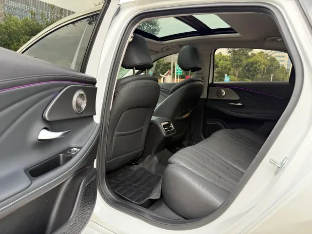 Chery Fulwin A8 — Фото автомобиля 7