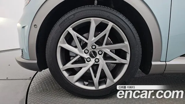 Genesis GV60 — Фото автомобиля 4