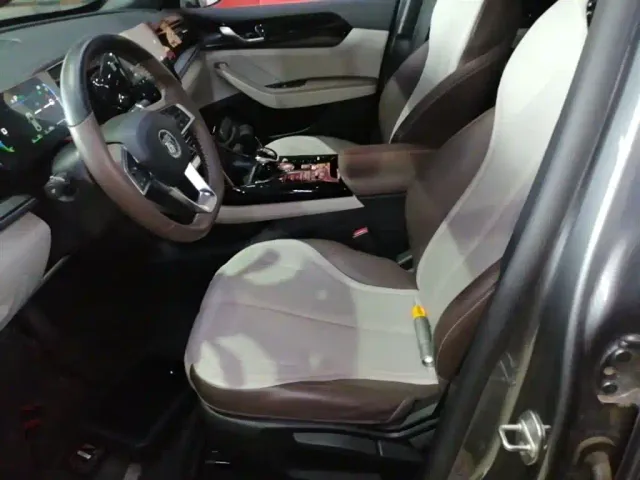 BYD Qin PLUS — Фото автомобиля 14