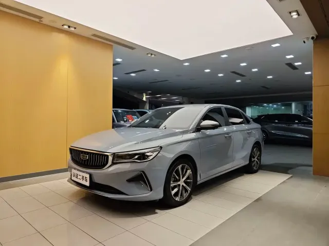 Фотография автомобиля — Geely Emgrand