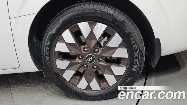 Hyundai Staria Staria — Фото автомобиля 20