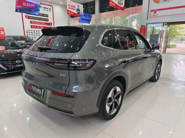 Geely Galaxy E5 — Фото автомобиля 6