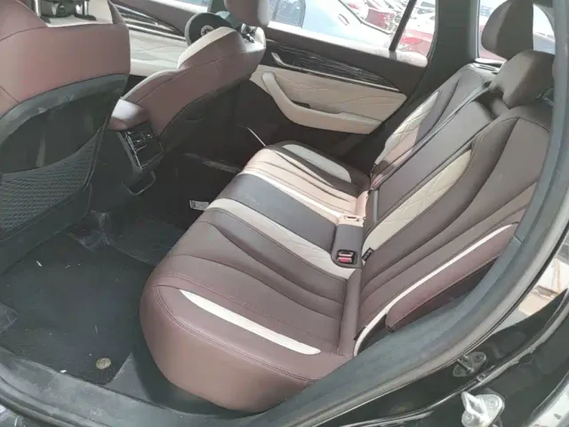 Geely Xingyue L — Фото автомобиля 16