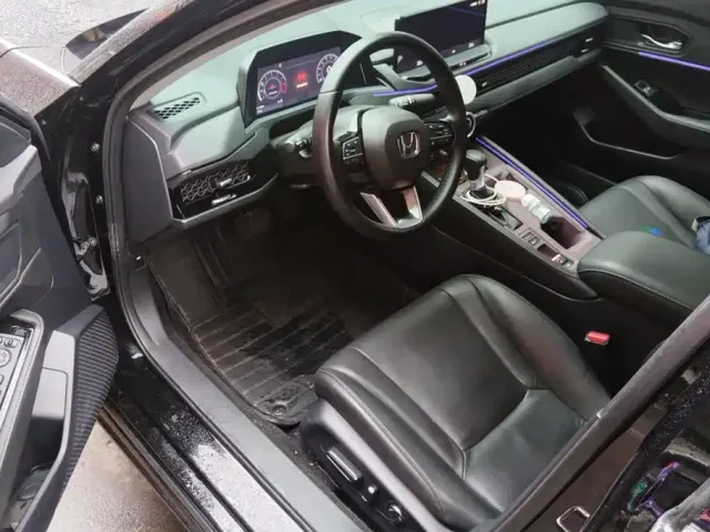 Honda Accord — Фото автомобиля 9
