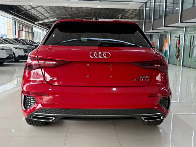 Audi A3 — Фото автомобиля 5