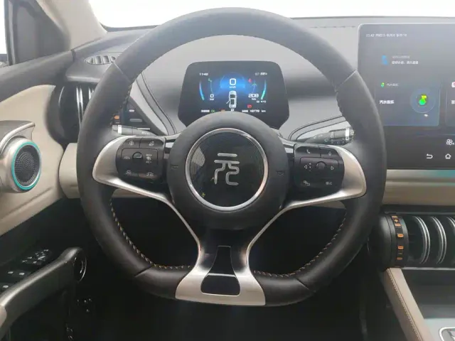 BYD Yuan PLUS — Фото автомобиля 15