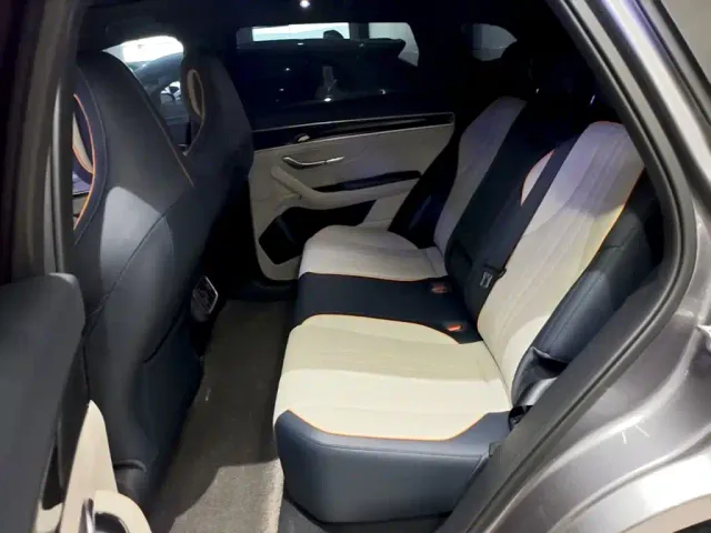 BYD Song PLUS — Фото автомобиля 16