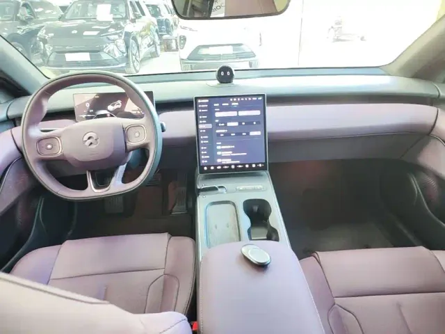 Nio ET5 Touring — Фото автомобиля 9