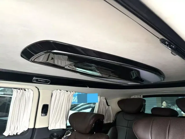 Mercedes-Benz V-Class — Фото автомобиля 4