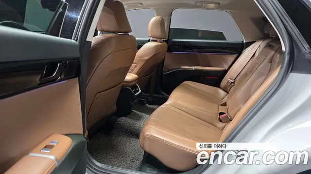 Hyundai Grandeur GN7 — Фото автомобиля 12