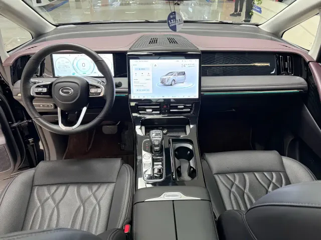 GAC Trumpchi M8 — Фото автомобиля 6