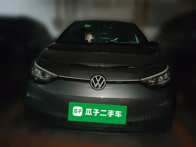 Volkswagen ID.3 — Фото автомобиля 2