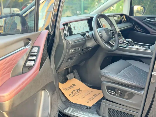 GAC Trumpchi M8 — Фото автомобиля 4