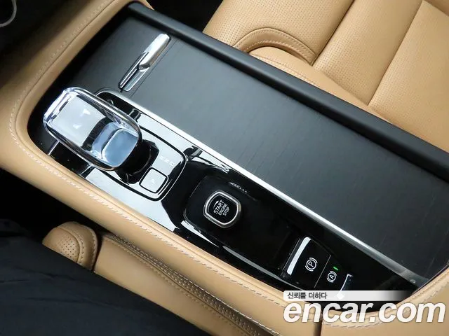 Volvo XC90 Generation 2 — Фото автомобиля 14