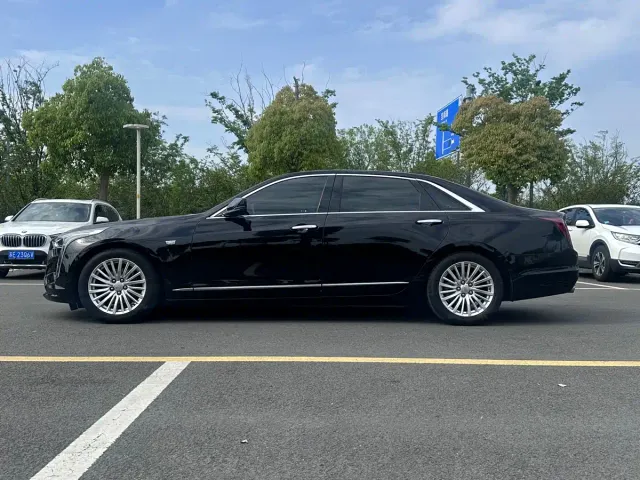 Cadillac CT6 — Фото автомобиля 2