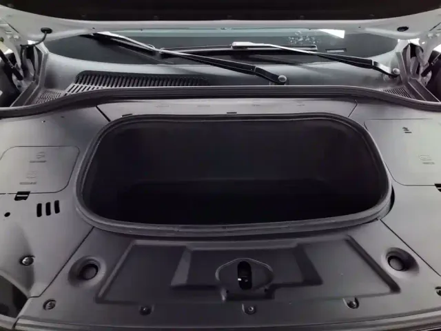 Leapmotor C11 — Фото автомобиля 19