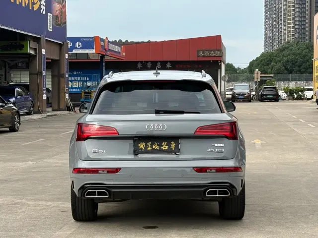 Audi Q5L — Фото автомобиля 19