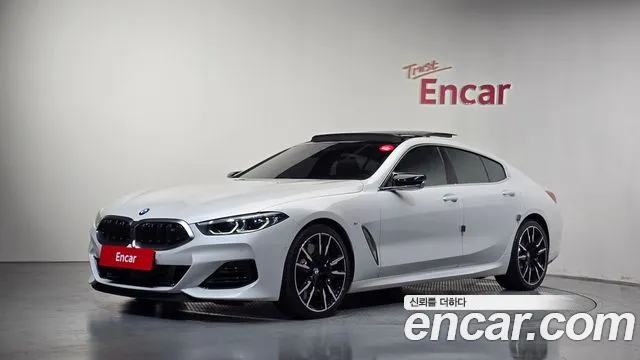 Фотография автомобиля — BMW 8 Series G15