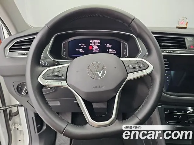 Volkswagen Tiguan Tiguan 2 поколение 2.0 TDI Prestige — Фото автомобиля 5