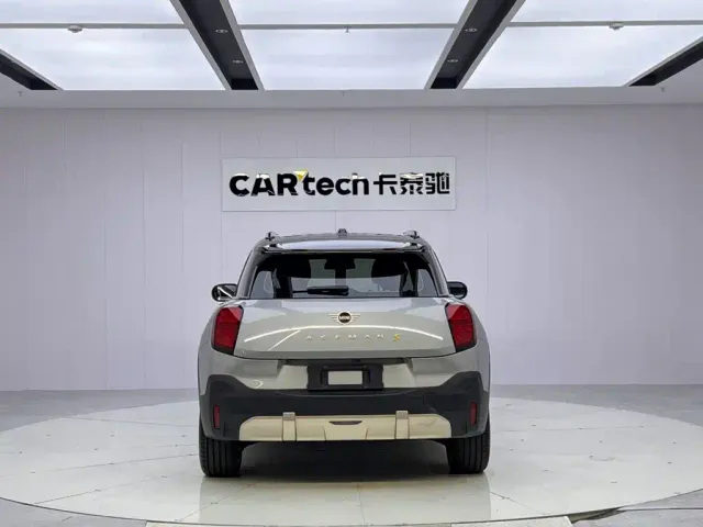 MINI Electric MINI ACEMAN — Фото автомобиля 4