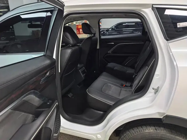 Haval H6 — Фото автомобиля 8