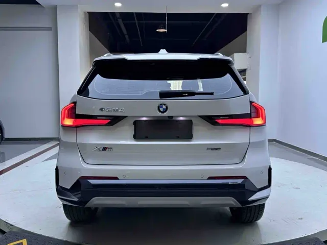 BMW X1 — Фото автомобиля 6