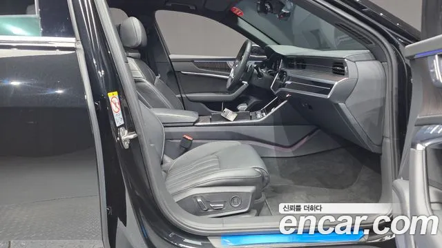 Audi A6 C8 — Фото автомобиля 16