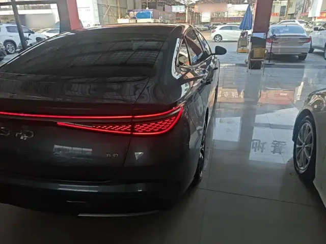 BYD Seal — Фото автомобиля 7