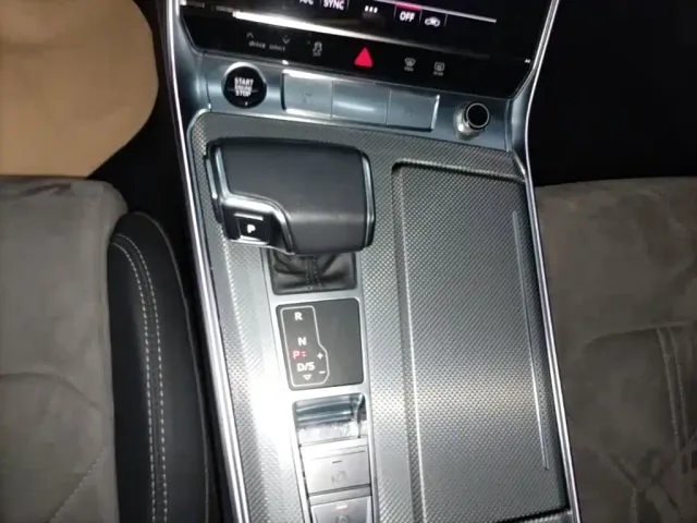Audi A6L — Фото автомобиля 13