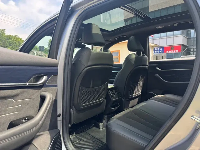 Geely Xingyue L — Фото автомобиля 15