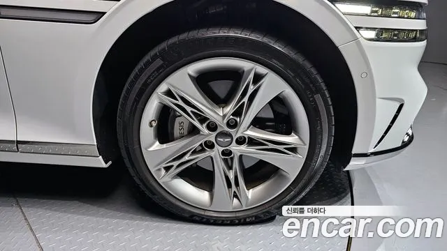 Genesis G90 Бензин 3.5 турбо AWD — Фото автомобиля 5