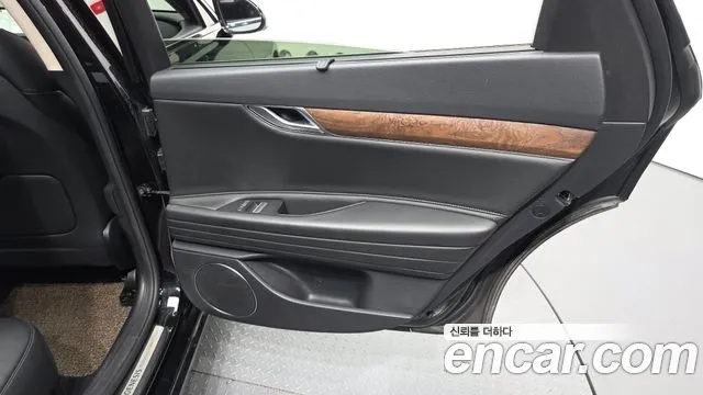 Genesis G80 RG3 — Фото автомобиля 14