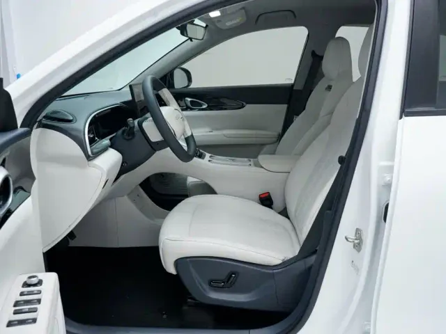 Geely Starry Wish — Фото автомобиля 4