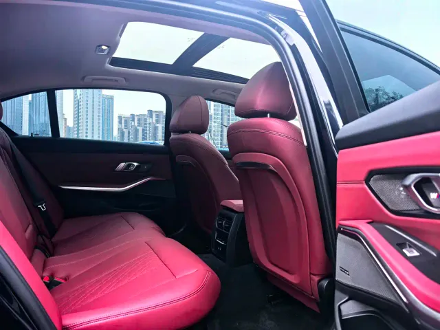 BMW 3 Series — Фото автомобиля 9