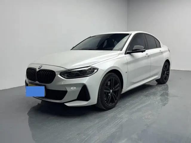 Фотография автомобиля — BMW 1 Series