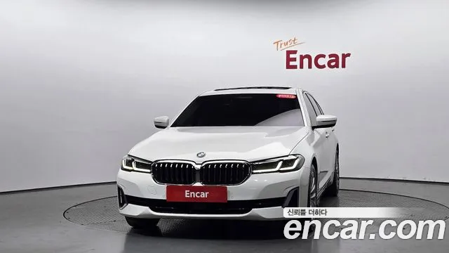 BMW 5-Series — Фото автомобиля 3
